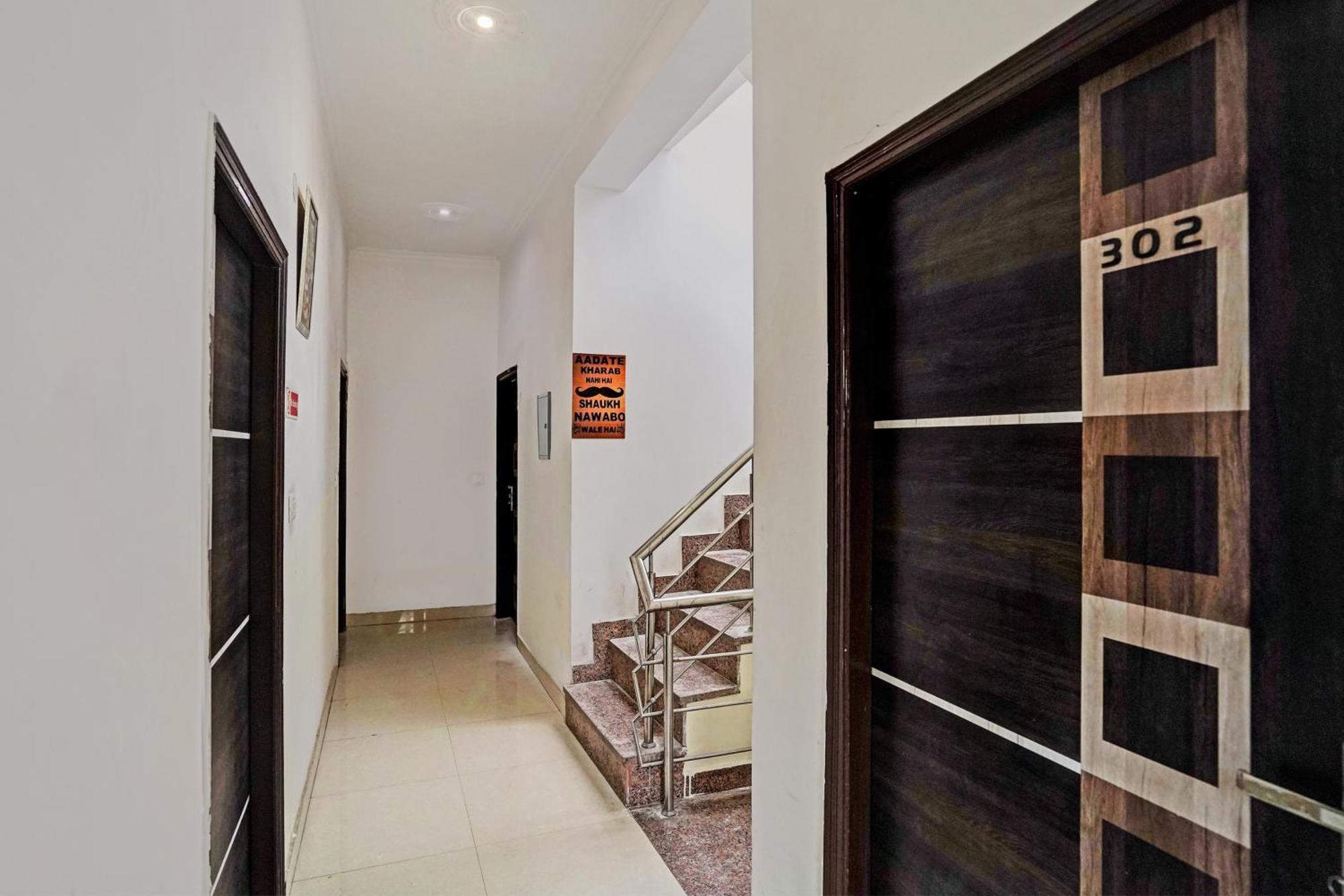 Hotel O Golden Imperial Greater Noida Zewnętrze zdjęcie