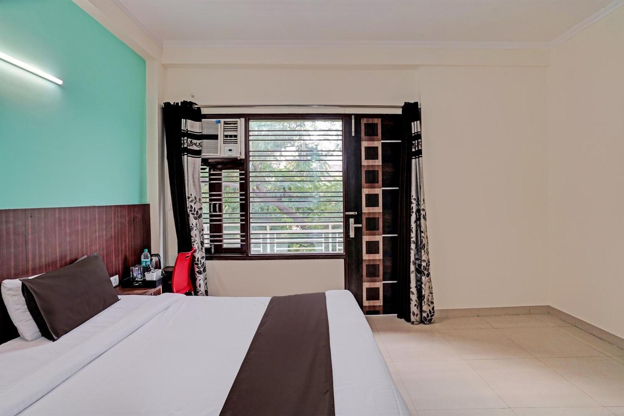 Hotel O Golden Imperial Greater Noida Zewnętrze zdjęcie